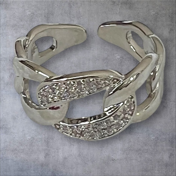 Silver plated thumb rings chainlink design paved clear crystals adjustable size - Picture 4 of 5